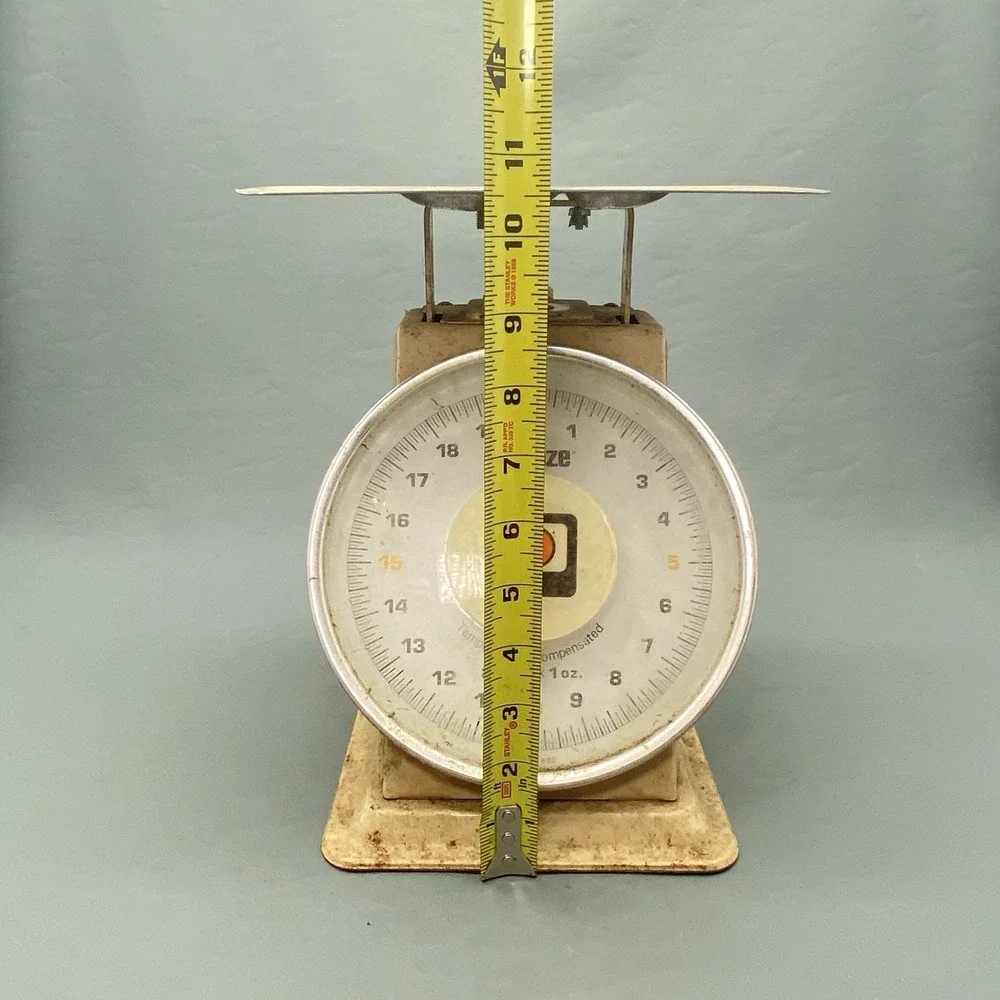 Vintage Pelouze Model 820 Tabletop Scale Temperature Compensated 20 IBs x 1oz